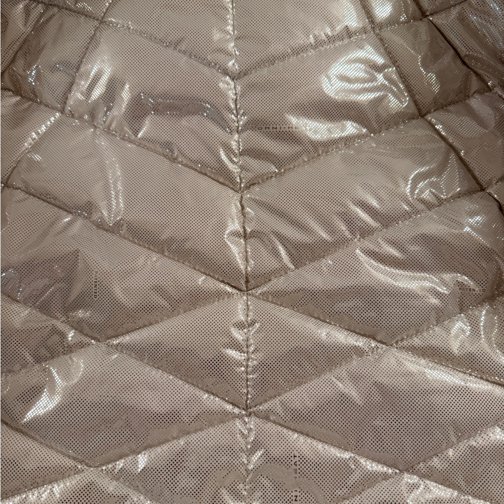Columbia Puffer Coat with Omni-Heat Technology - Picture 6 of 6